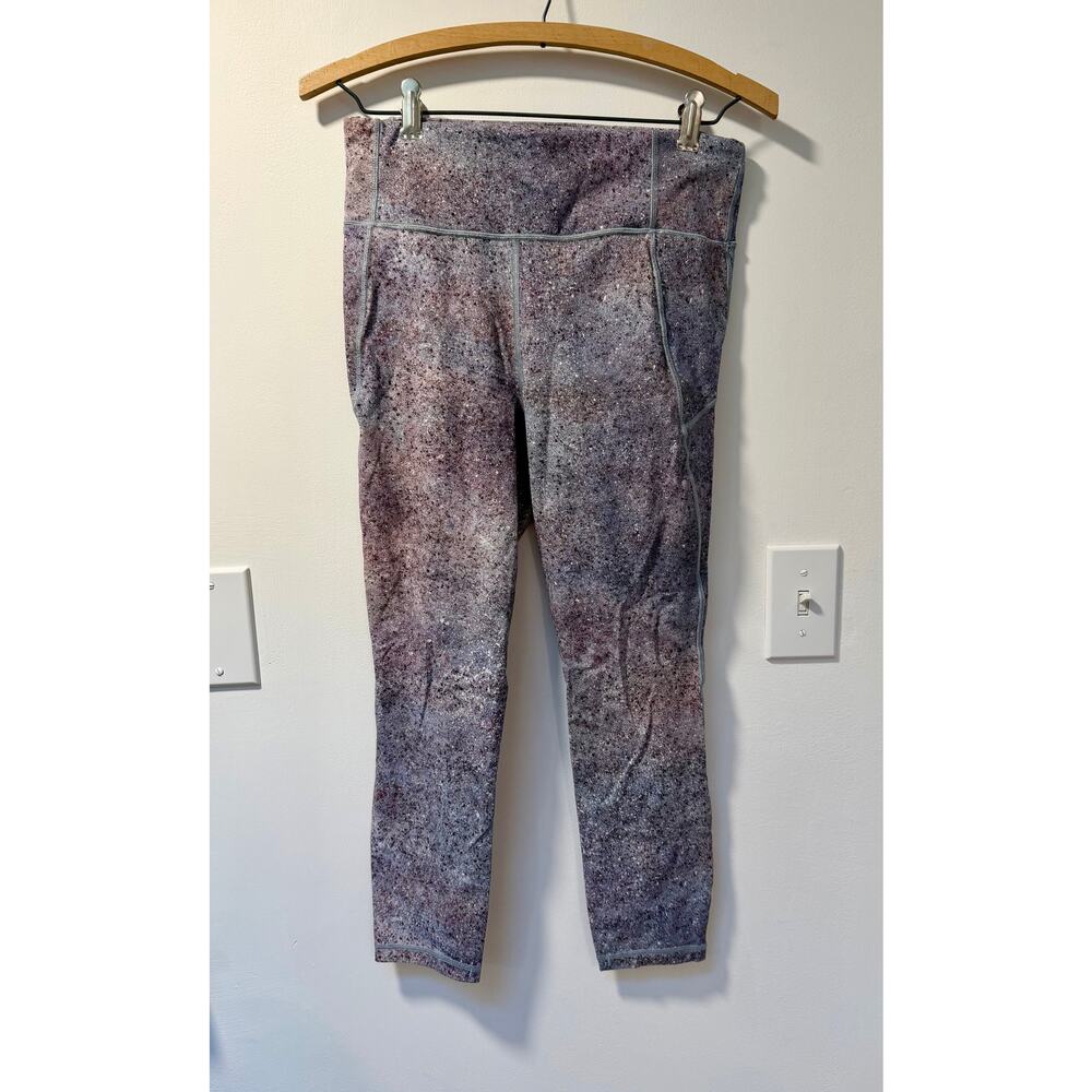 Lululemon Final Lap Crop 23" size 8 Summer Haze Multi Color